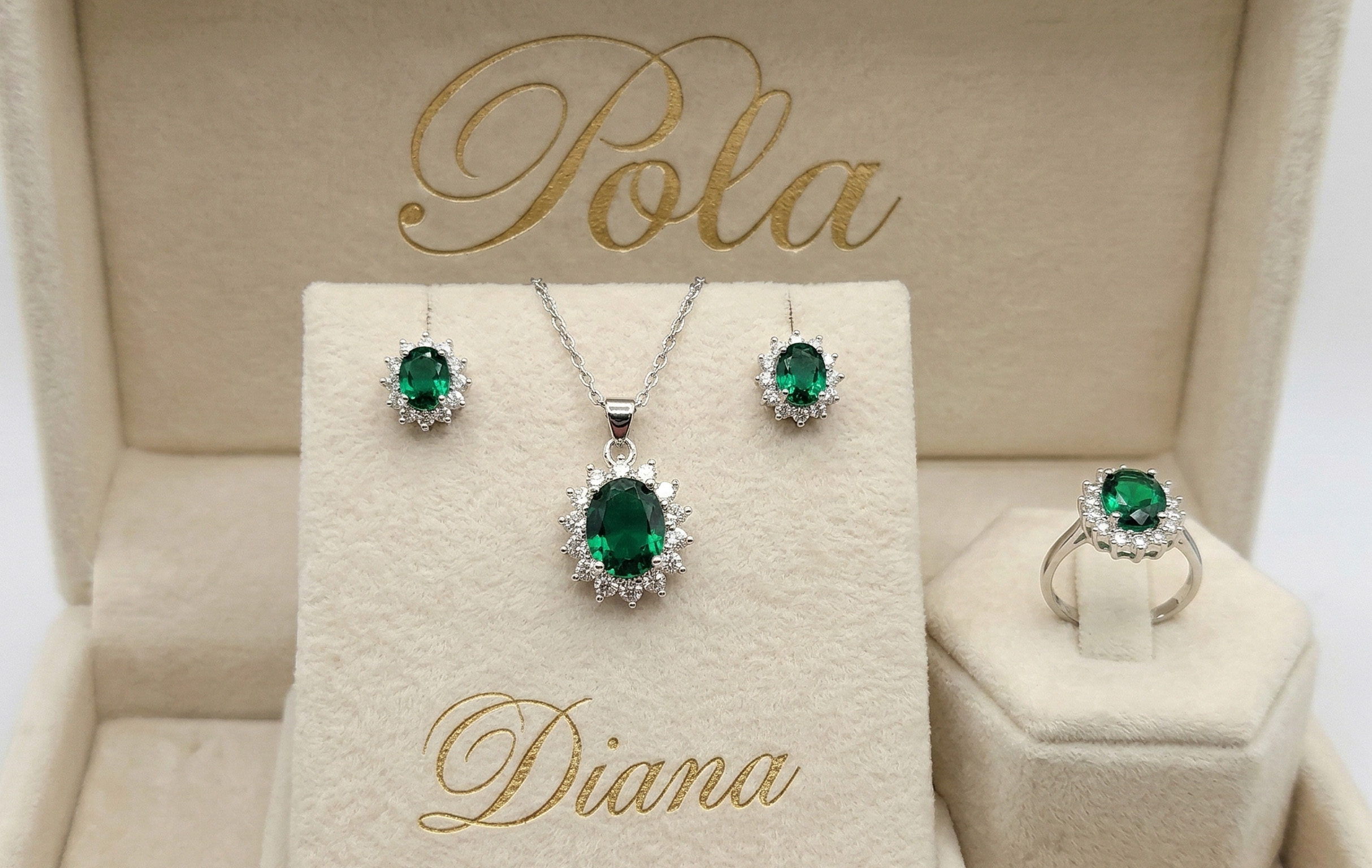 Srebrny zestaw ze szmaragdami laboratoryjnymi kolekcja Diana